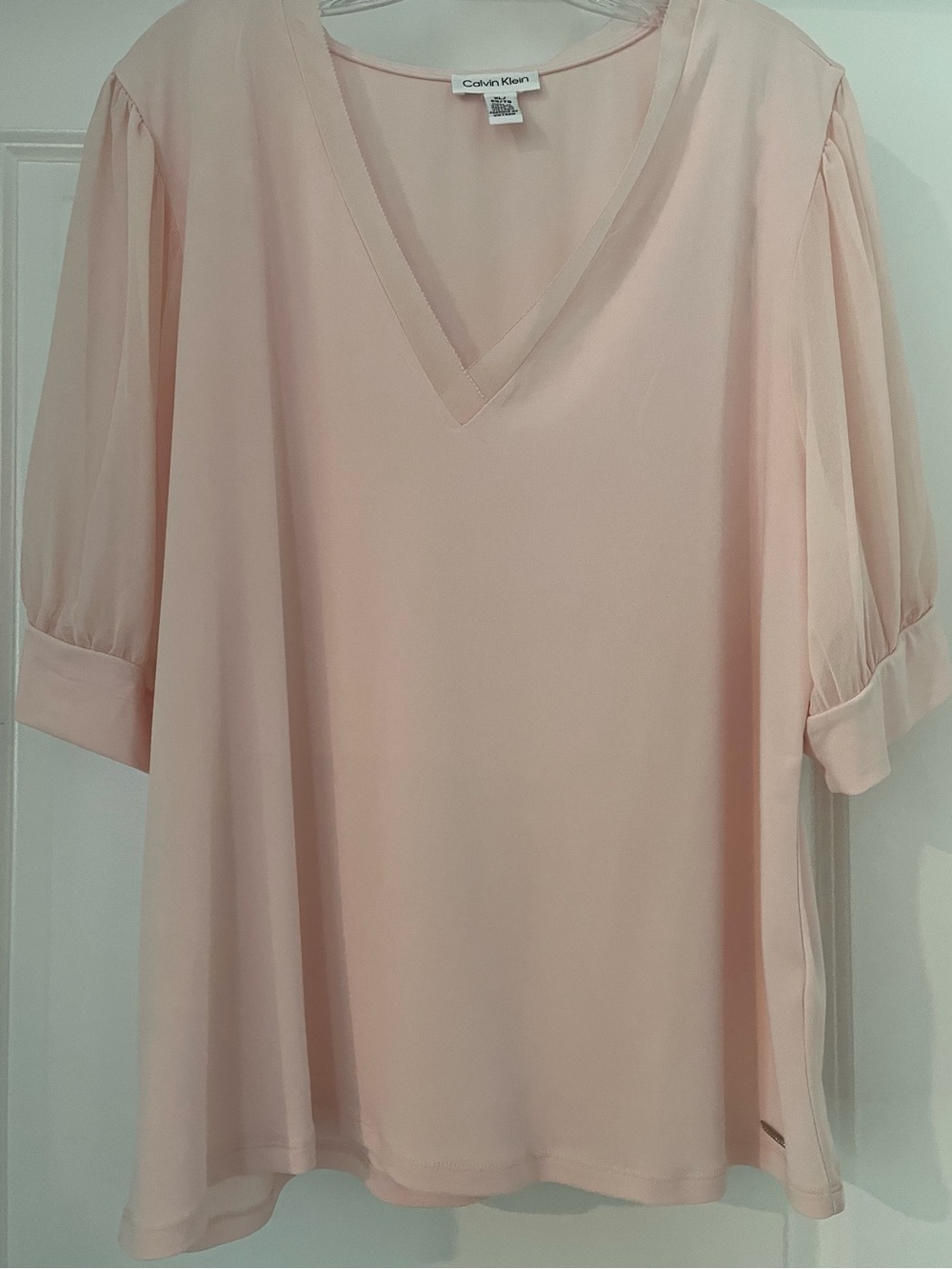 Calvin Klein Soft Blush V-Neck Short Sleeve Blouse